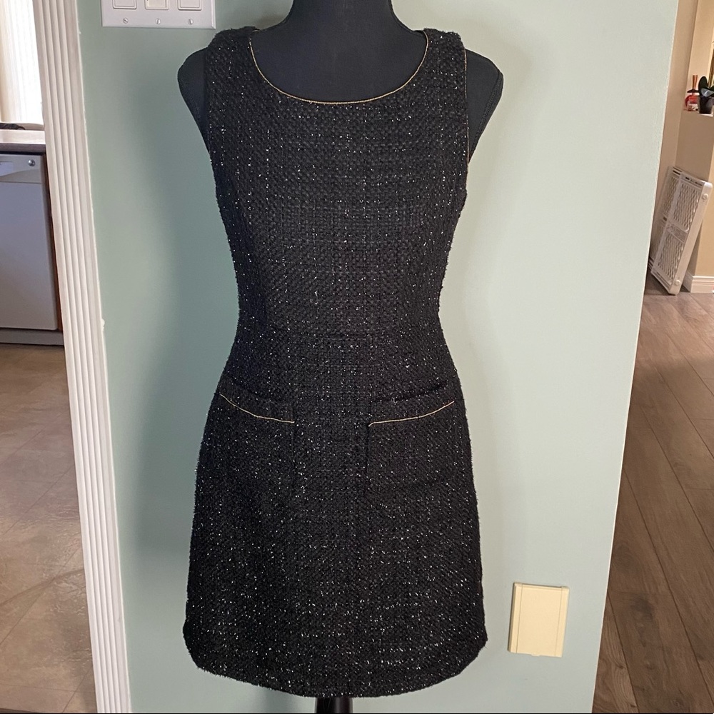 ❤️Black lined dress,2 pockets in front of dress,long back zipper size smallNWOT
